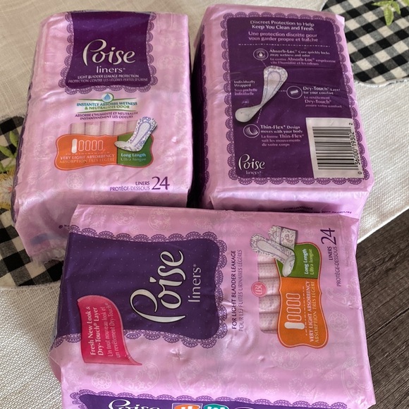 Poise liners for light bladder leakage 24 count each 3 packs. - Picture 4 of 4